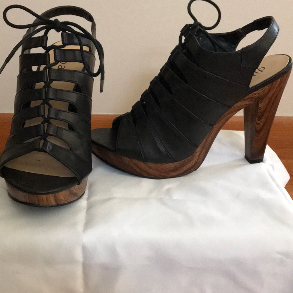 Black Platforms - image 2